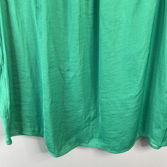 Banana Republic Factory Kelly Green Silky Sleeveless Blouse Button Keyhole M - Picture 4 of 9
